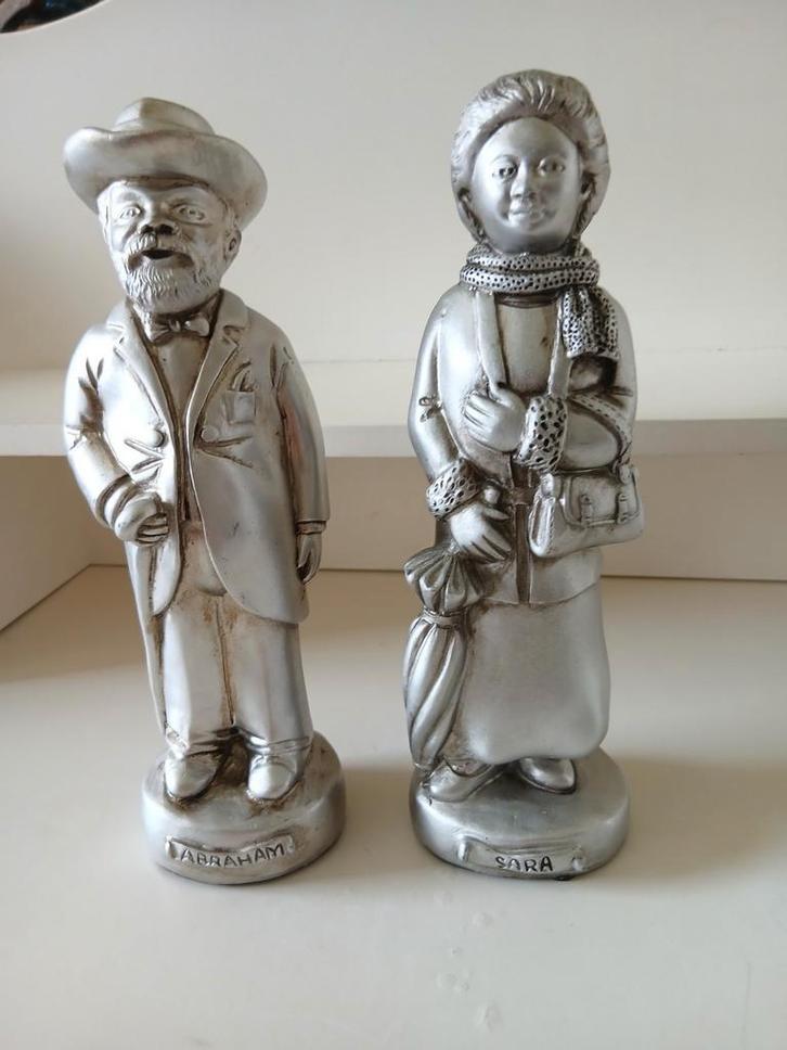Abraham en Sara beeldjes zilverkleurig (neolith, Verzamelen, Beelden en Beeldjes, Zo goed als nieuw, Ophalen of Verzenden