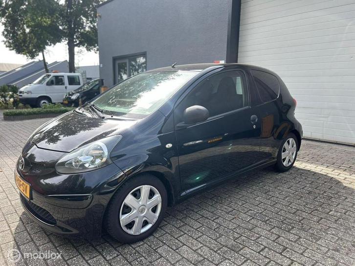 Toyota Aygo 1.0-12V / CARPLAY / CRUISE CONTROL / NAP /, Auto's, Toyota, Bedrijf, Te koop, Aygo, ABS, Airbags, Alarm, Radio, Startonderbreker