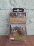 Busch Lupinen & Dahlien Diorama - Nieuw in Verpakking, Ophalen of Verzenden, Nieuw, 1:50 of kleiner