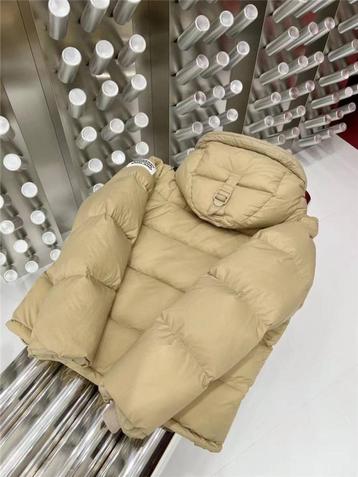 Burberry Jas beschikbaar voor biedingen