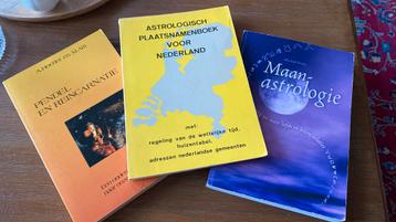 Astrologie en pendel boek  beschikbaar voor biedingen