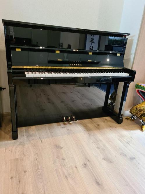 Yamaha SU-118C PE topklasse piano occasion 10 jr garantie, Muziek en Instrumenten, Piano's, Gebruikt, Piano, Zwart, Hoogglans