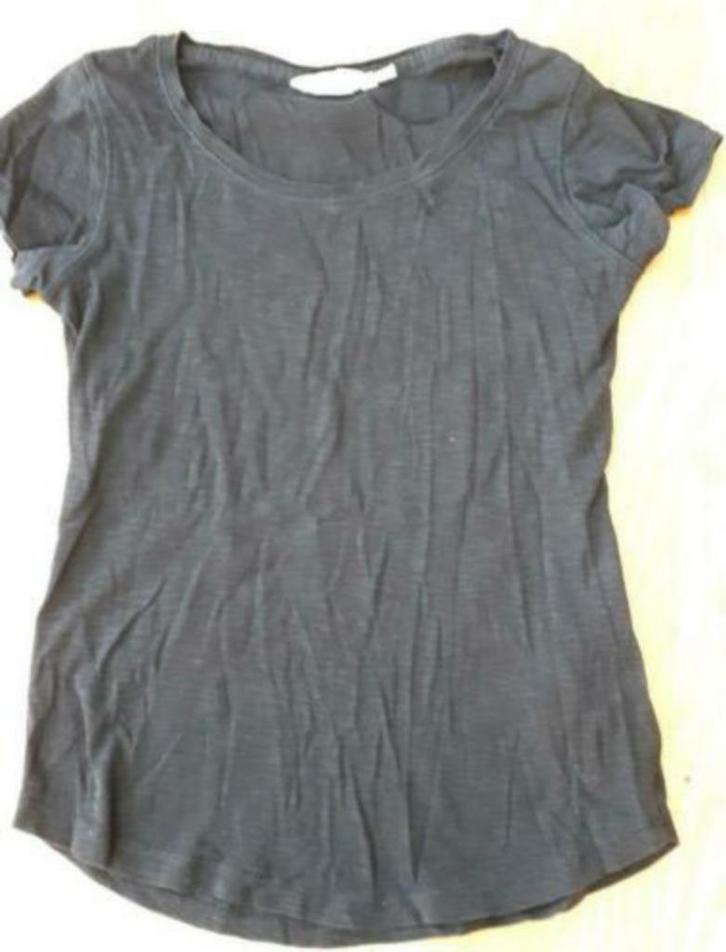T-shirt van H&M. Maat S, Kleding | Dames, T-shirts, Zo goed als nieuw, Maat 38/40 (M), Zwart, Korte mouw, Ophalen of Verzenden
