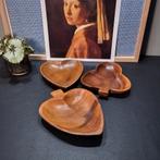 Houten retro nootjes Schaaltjes 13x17 cm, Gebruikt, Schaal, Ophalen of Verzenden, Overige vormen