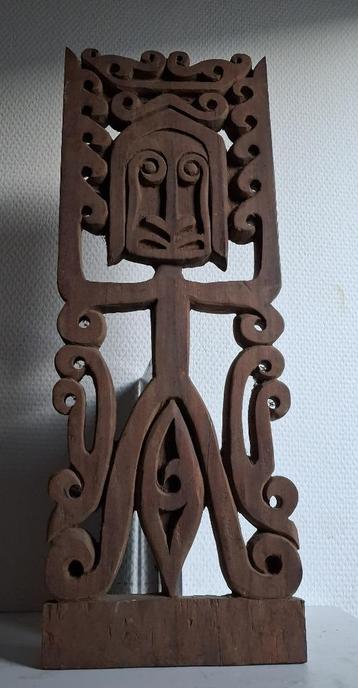 Korwar Biak snijwerk New Guinea gn dayak batak asmat beschikbaar voor biedingen