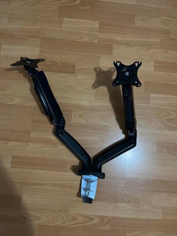 Dubbele Monitor Arm 27-32 inch beschikbaar voor biedingen