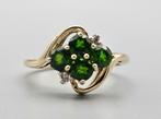 Gouden Vintage ring  edelsteen smaragd en diamant. 2024/192., Groen, Goud, Met edelsteen, 17 tot 18