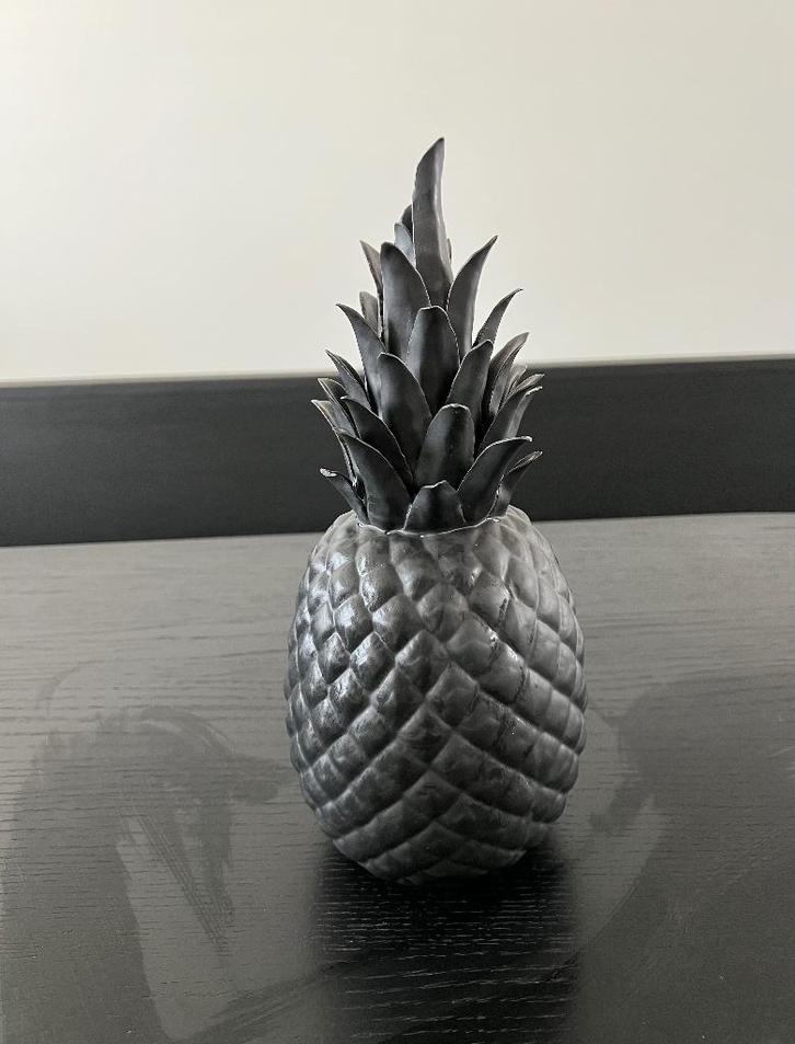 Heel goed zwart Pols Potten design ananas 30cm woon decor, Verzamelen, Beelden en Beeldjes, Gebruikt, Mens, Ophalen of Verzenden