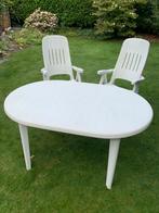 Gratis tuintafel en twee stoelen, Ophalen, Gebruikt