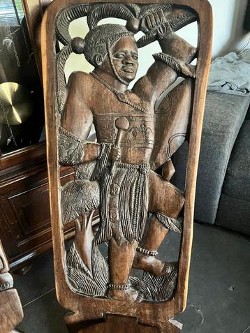 Afrikaanse handgesneden stoelen set van 2 stuks houtsnijwerk beschikbaar voor biedingen