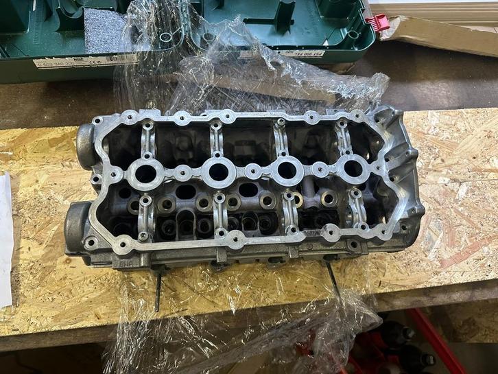 Kale 2.0TFSI EA113 BWA Cilinderkop (LEES BESCHRIJVING), Auto-onderdelen, Motor en Toebehoren, Volkswagen, Gebruikt, Ophalen