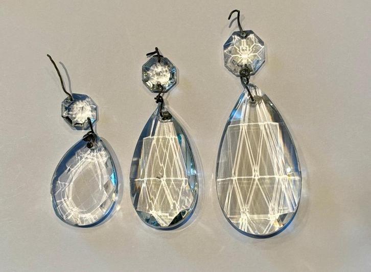 Antieke en nieuwe kroonluchter onderdelen, Antiek en Kunst, Antiek | Glas en Kristal, Ophalen of Verzenden