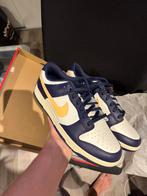 Nike dunk low "FROM NIKE TO YOU" fv8106-181 maat 46, Ophalen of Verzenden, Nieuw, Overige kleuren