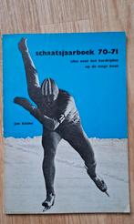 Schaatsjaarboek 70-71 - Jan Kleine (met rondetijden), Ophalen of Verzenden