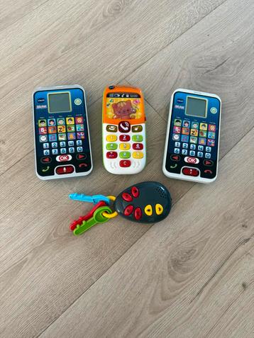 3 vtech telefoons en sleutels beschikbaar voor biedingen