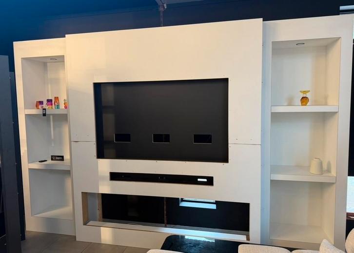 Grote TV unit met LED en haard uitsparing, Huis en Inrichting, Kasten | Televisiemeubels, Gebruikt, 200 cm of meer, 25 tot 50 cm
