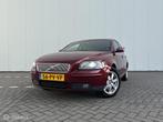 Volvo V50 2.4 Summum|Stoelvw|Airco|Cruise|Trekhaak|Leder|NAP, 700 kg, Stoelverwarming, 1500 kg, Rood