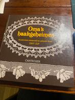 Oma’s haakgeheimen, Ophalen of Verzenden, Gebruikt, Haken, Patroon of Boek