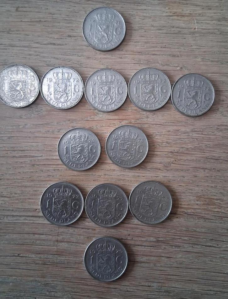 Nederlandse Guldens - Juliana & Beatrix, Postzegels en Munten, Munten | Nederland, Losse munt, 1 gulden, Koningin Juliana, Ophalen of Verzenden