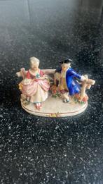 Romantisch porseleinen beeldje "man en vrouw", Verzamelen, Beelden en Beeldjes, Ophalen of Verzenden, Zo goed als nieuw, Mens