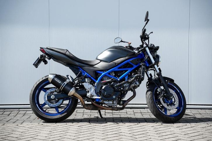 Suzuki SV 650 | 2021 | 13.714 km | Arrow uitlaat | Topstaat, Motoren, Motoren | Suzuki, Particulier, Naked bike, meer dan 35 kW