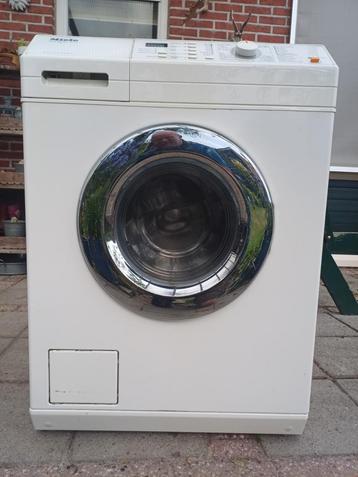 Miele wasmachine Novotronic W374 1600 toeren beschikbaar voor biedingen