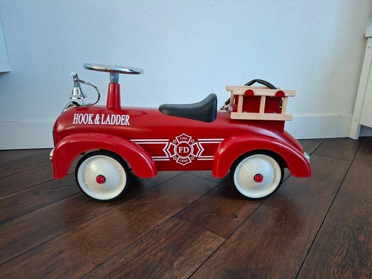 Goki Loopauto Brandweer, Kinderen en Baby's, Speelgoed | Buiten | Voertuigen en Loopfietsen, Zo goed als nieuw, Loopvoertuig, Ophalen