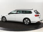 Volkswagen Passat 1.4 TSI PHEV GTE | Adaptive cruise | Trekh, Stof, Gebruikt, Euro 6, Wit