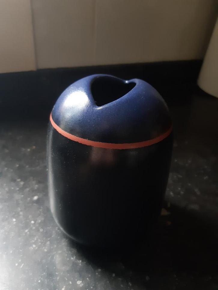 Vaas KMK Manuell, Huis en Inrichting, Woonaccessoires | Vazen, Zo goed als nieuw, Overige kleuren, Minder dan 50 cm, Aardewerk of Porselein