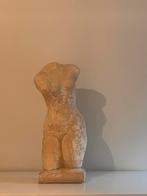 Torso vrouw van zwaar gesteente 50 cm hoog, Antiek en Kunst, Ophalen