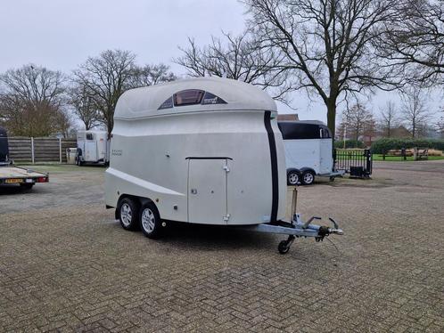 Henra Grand Chevalier 2 Paards Trailer Polyester, Dieren en Toebehoren, Paarden en Pony's | Trailers en Aanhangwagens, Gebruikt