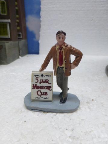 lemax 5 jaar minidorp club kerstdorp poppetje figurine kerst beschikbaar voor biedingen