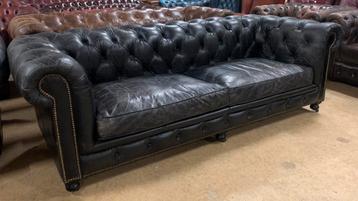 Prachtige Chesterfield Bank 3,5 Zits Zwart. beschikbaar voor biedingen