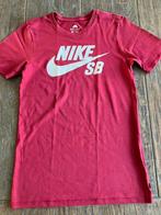 Nike tshirt maat XS, Kinderen en Baby's, Kinderkleding | Maat 176, Gebruikt, Jongen of Meisje, Ophalen of Verzenden, Shirt of Longsleeve