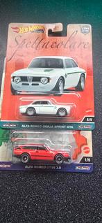 Hot Wheels Alfa Romeo Set - Giulia & GTV6, Hobby en Vrije tijd, Modelauto's | 1:43, Ophalen of Verzenden