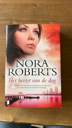 Nora Roberts - Het heetst van de dag, Ophalen of Verzenden, Zo goed als nieuw, Nederland, Nora Roberts
