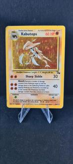Kabutops HOLO 9/62 Fossil, Hobby en Vrije tijd, Verzamelkaartspellen | Pokémon, Ophalen of Verzenden, Zo goed als nieuw