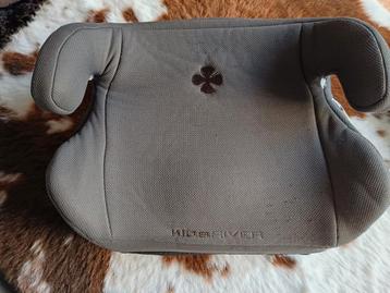 Stoelverhoger voor de auto beschikbaar voor biedingen