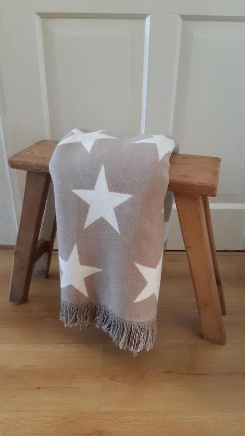 Koopje!  Sober houten bijzettafeltje | bankje | kruk H 48.5, Huis en Inrichting, Tafels | Bijzettafels, Nieuw, Rechthoekig, 45 tot 60 cm