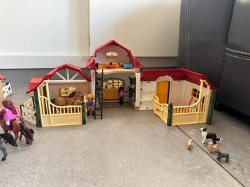 HEEl VEEL PLAYMOBIL!!  beschikbaar voor biedingen