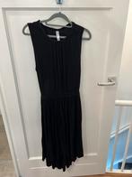 Jurk met open rug. XL, Kleding | Dames, Ophalen of Verzenden, Zo goed als nieuw, Maat 46/48 (XL) of groter