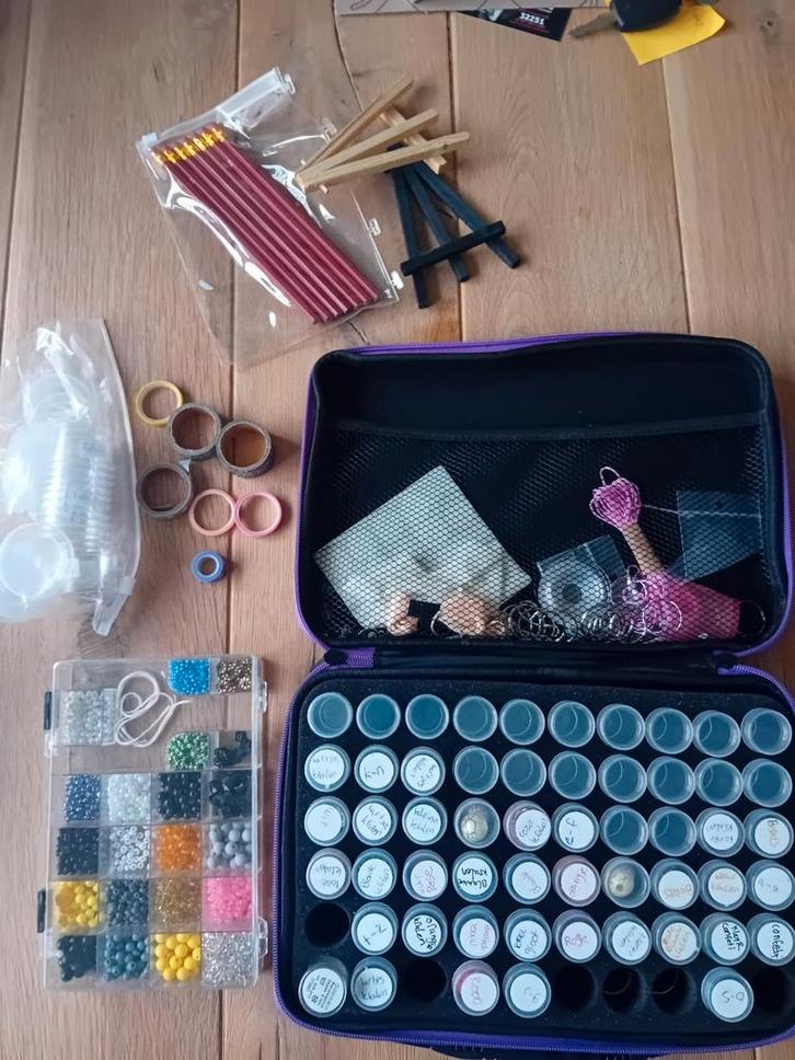 Knutselspullen en kralen, Hobby en Vrije tijd, Kralen en Sieraden maken, Gebruikt, Overige typen, Ophalen of Verzenden