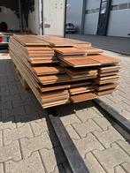 38 m2 eiken multivloer . 24 cm breed 18 mm dik. Toplaag 5 mm, Gebruikt, 2e hands product, 2e hands product, 10 m² of meer