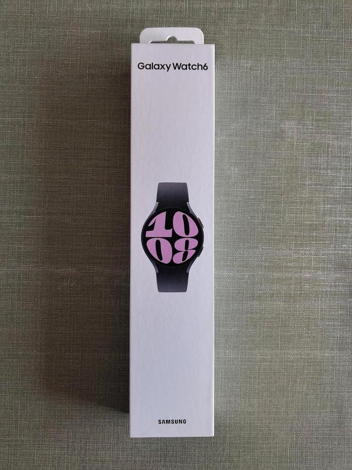 Samsung Galaxy Watch6 40mm LTE Graphite, Sieraden, Tassen en Uiterlijk, Smartwatches, Gebruikt, Android, Zwart, Afstand, Calorieverbanding