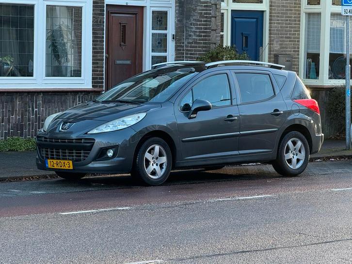 Peugeot 207 1.4 VTI 16V SW 2011 Grijs, Auto's, Peugeot, Particulier, Benzine, B, Stationwagon, Handgeschakeld, Origineel Nederlands