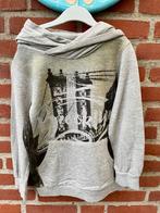 TE KOOP: mooie grijze hoodie van Unlocked maat 116/122 NIEUW, Kinderen en Baby's, Kinderkleding | Maat 116, Trui of Vest, Nieuw