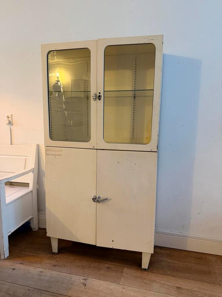 Vintage Apothekerskast / Medicijnkast, Huis en Inrichting, Kasten | Vitrinekasten, Gebruikt, 100 tot 150 cm, 50 tot 100 cm, 25 tot 50 cm