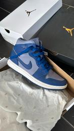 Jordan 1 Mid SE WMNS maat 37,5, Kleding | Heren, Schoenen, Blauw, Ophalen of Verzenden, Sneakers of Gympen, Gedragen