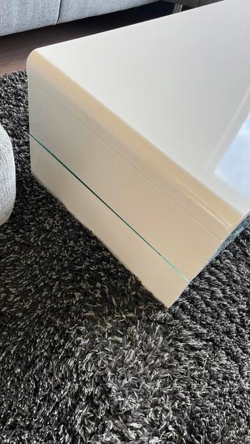 Salontafel Claudia beschikbaar voor biedingen