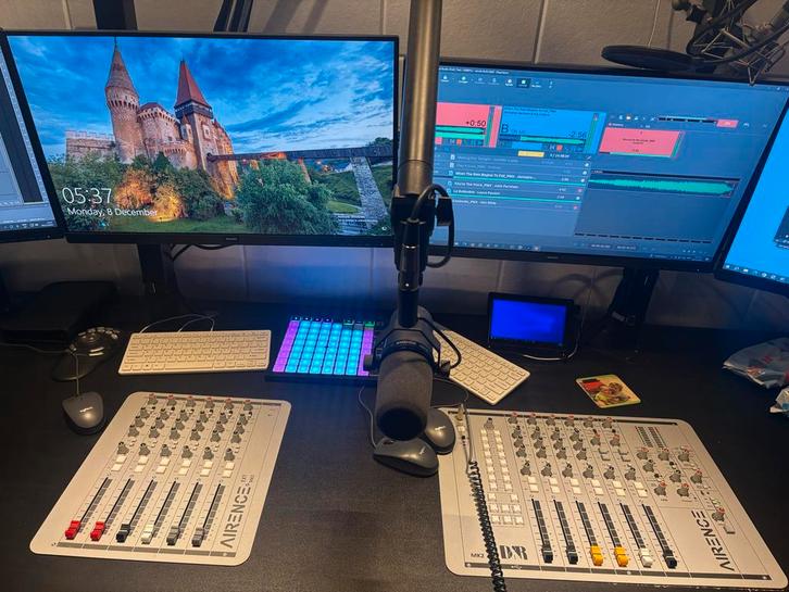 D&R Airence USB + Extender – Broadcast Radio Mengtafel, Audio, Tv en Foto, Professionele Audio-, Tv- en Video-apparatuur, Gebruikt